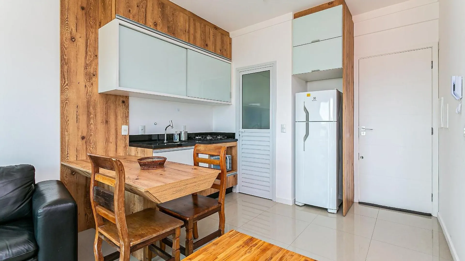 Studio Novo A 4 Min Da Lagoa Da Conceicao Ecm204 Florianópolis 아파트
